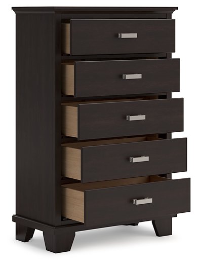 Covetown Chest of Drawers - World Furniture Gallery (Newark, CA)