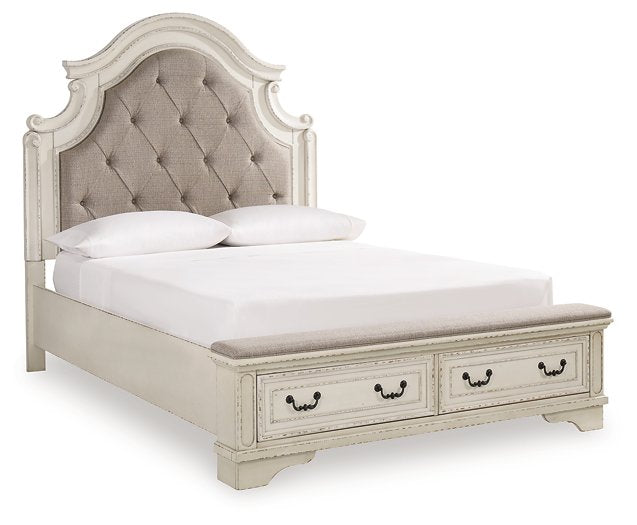 Realyn Upholstered Bed - World Furniture Gallery (Newark, CA)