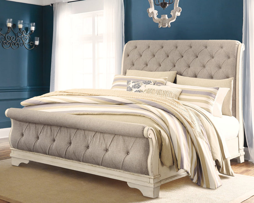 Realyn Bedroom Set - World Furniture Gallery (Newark, CA)