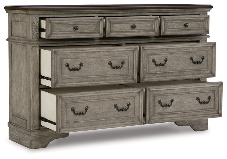 Lodenbay Dresser - World Furniture Gallery (Newark, CA)