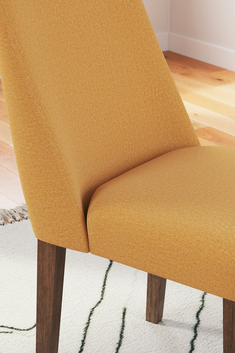 Lyncott Dining Chair - World Furniture Gallery (Newark, CA)