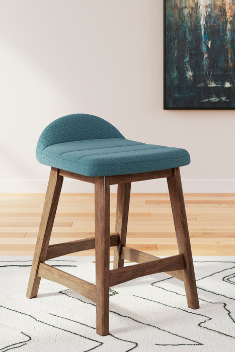 Lyncott Counter Height Bar Stool - World Furniture Gallery (Newark, CA)