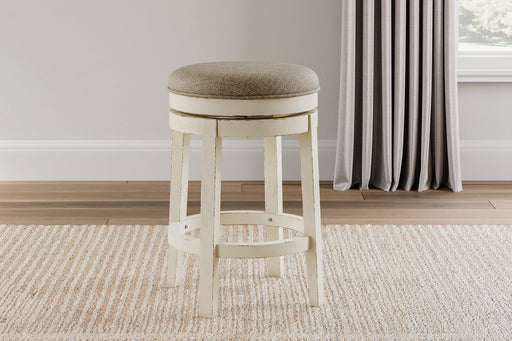 Realyn Counter Height Bar Stool - World Furniture Gallery (Newark, CA)