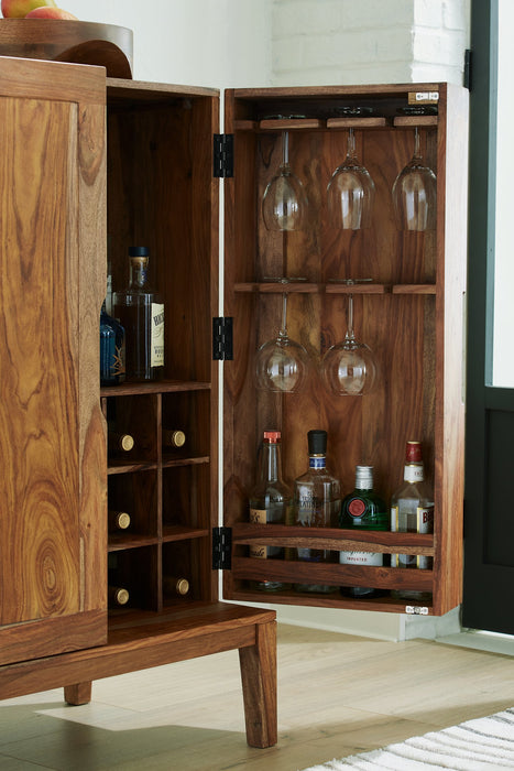 Dressonni Bar Cabinet - World Furniture Gallery (Newark, CA)