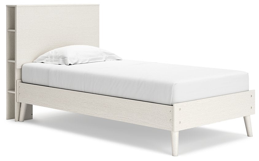 Aprilyn Bed - World Furniture Gallery (Newark, CA)