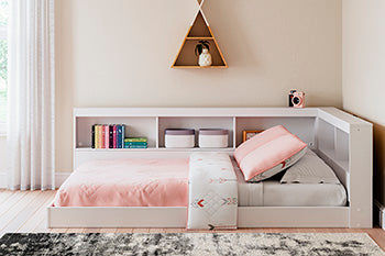 Piperton Bookcase Storage Bed - World Furniture Gallery (Newark, CA)