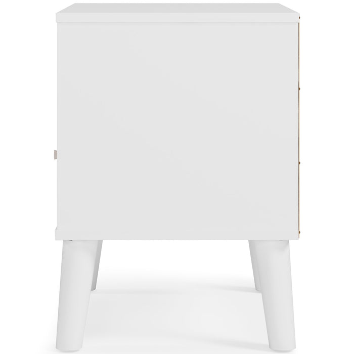 Piperton Nightstand - World Furniture Gallery (Newark, CA)