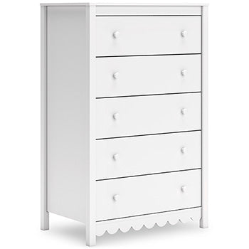 Hallityn Chest of Drawers - World Furniture Gallery (Newark, CA)