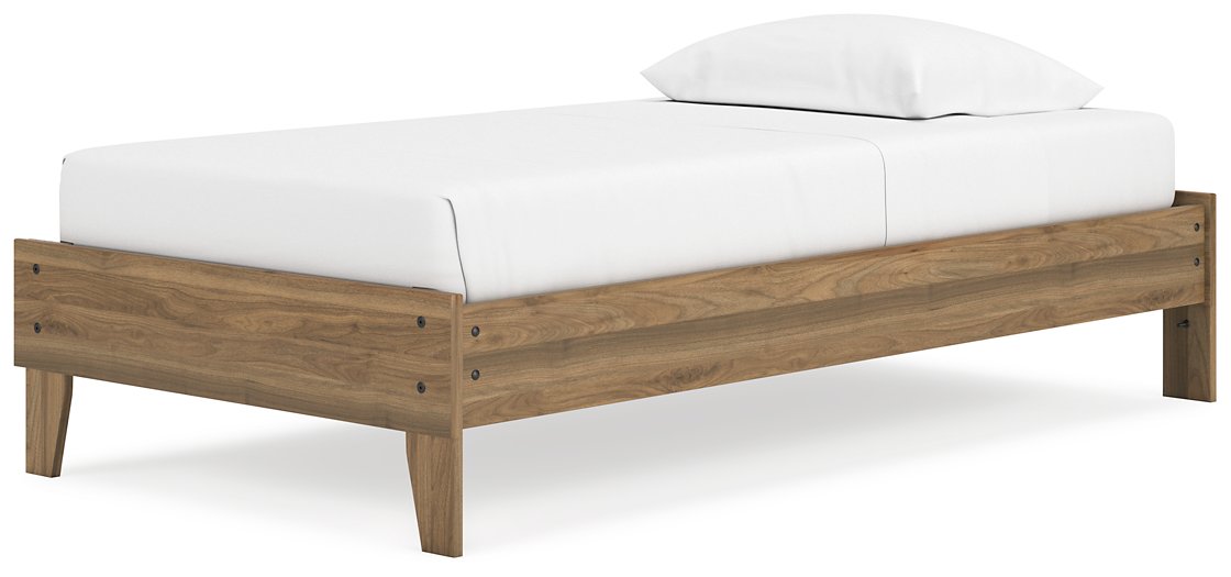 Deanlow Bed - World Furniture Gallery (Newark, CA)