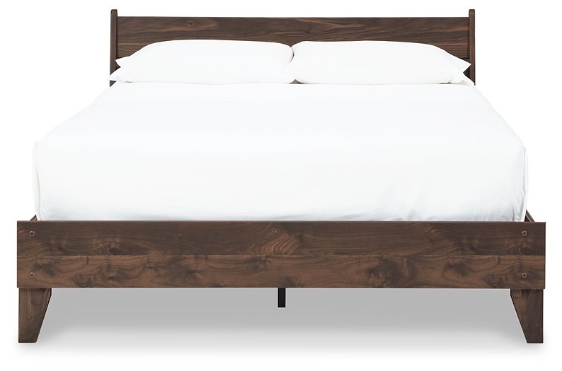 Calverson Panel Bed - World Furniture Gallery (Newark, CA)