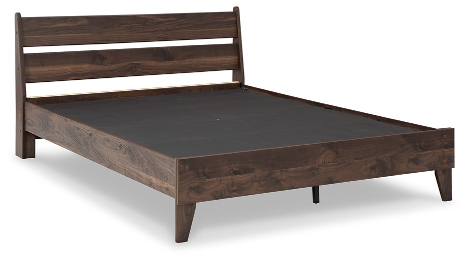 Calverson Panel Bed - World Furniture Gallery (Newark, CA)