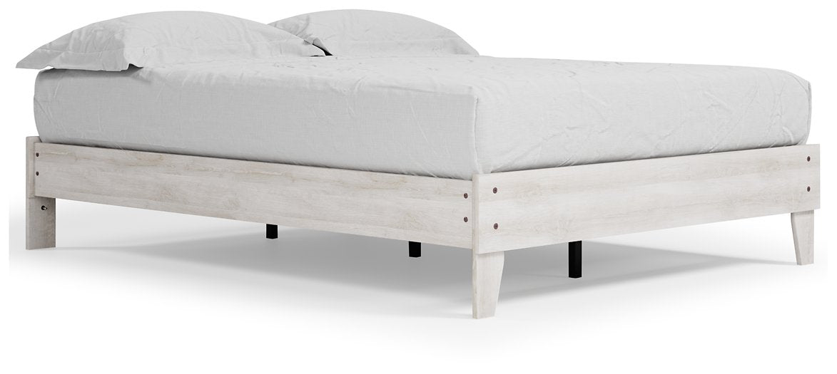 Shawburn Crossbuck Panel Bed - World Furniture Gallery (Newark, CA)