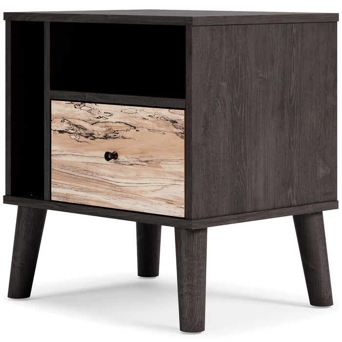 Piperton Nightstand - World Furniture Gallery (Newark, CA)