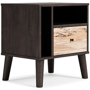 Piperton Nightstand - World Furniture Gallery (Newark, CA)