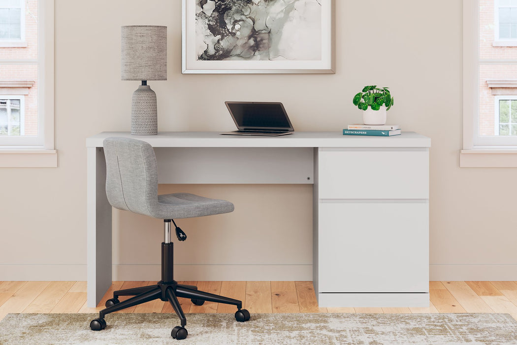 Onita 60" Home Office Desk - World Furniture Gallery (Newark, CA)