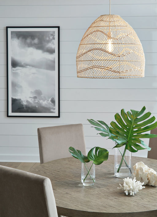 Coenbell Pendant Light - World Furniture Gallery (Newark, CA)