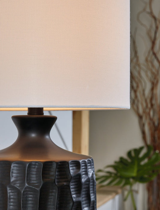 Ellisley Table Lamp - World Furniture Gallery (Newark, CA)