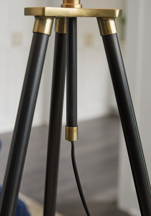 Cashner Floor Lamp - World Furniture Gallery (Newark, CA)