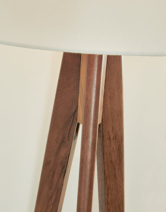 Dallson Floor Lamp - World Furniture Gallery (Newark, CA)