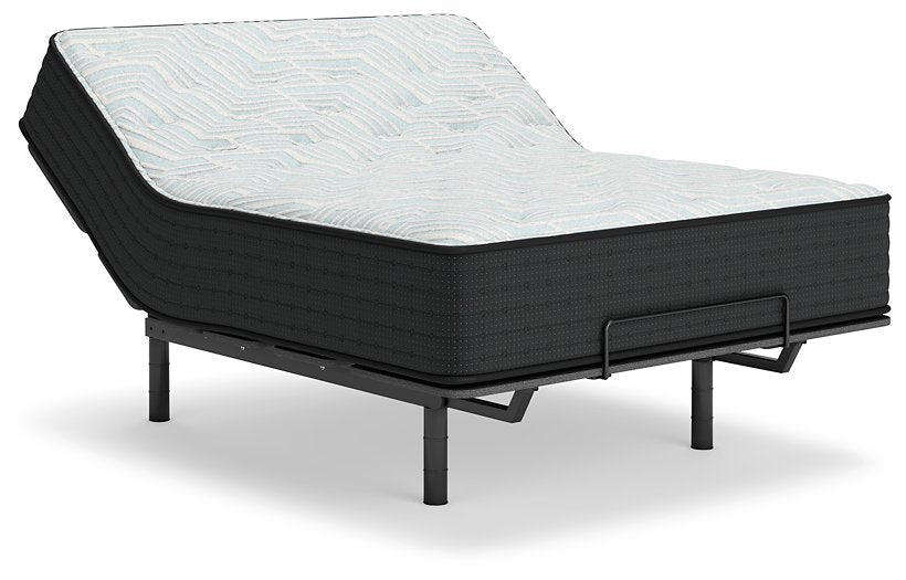 Palisades Plush Mattress - World Furniture Gallery (Newark, CA)