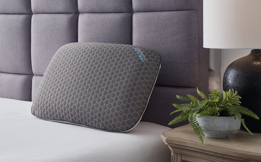 Zephyr 2.0 Graphene Contour Pillow - World Furniture Gallery (Newark, CA)