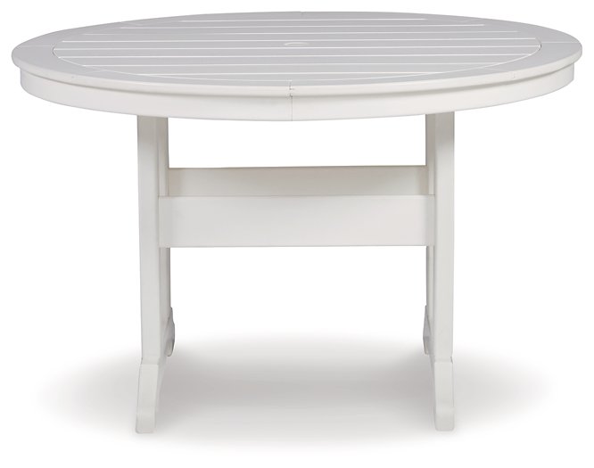 Crescent Luxe Outdoor Dining Table - World Furniture Gallery (Newark, CA)