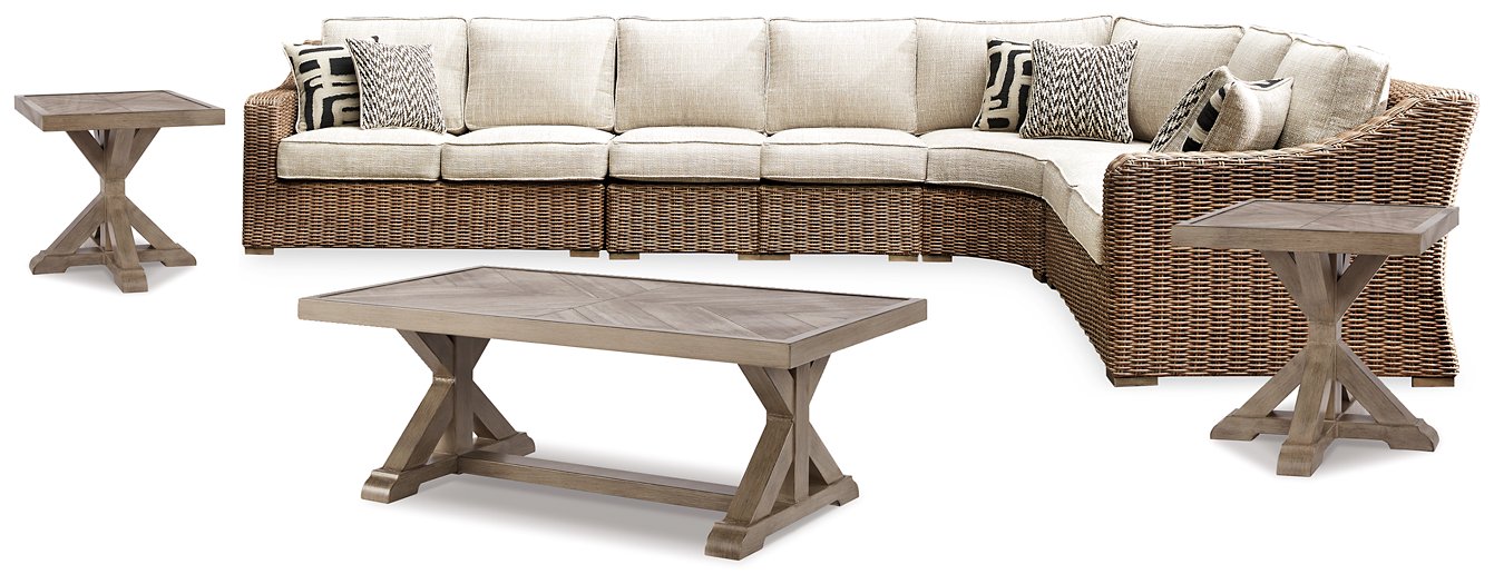 Beachcroft Outdoor Seating Set - World Furniture Gallery (Newark, CA)