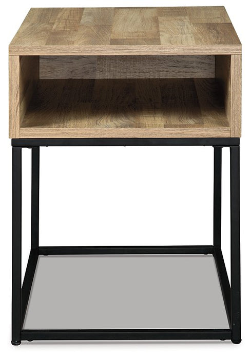 Gerdanet End Table - World Furniture Gallery (Newark, CA)