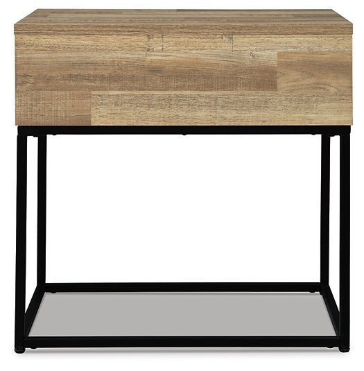 Gerdanet End Table - World Furniture Gallery (Newark, CA)