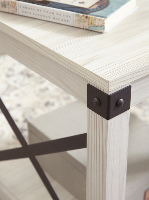 Bayflynn End Table - World Furniture Gallery (Newark, CA)