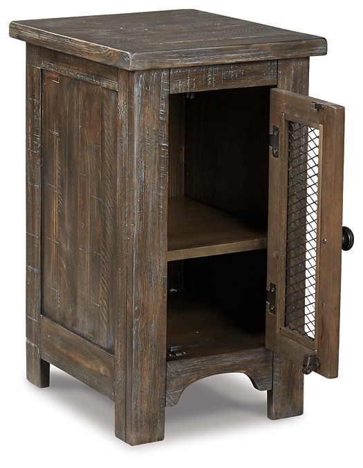 Danell Ridge Chairside End Table - World Furniture Gallery (Newark, CA)