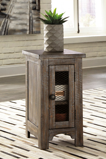 Danell Ridge Chairside End Table - World Furniture Gallery (Newark, CA)