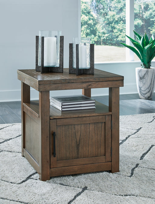 Boardernest End Table - World Furniture Gallery (Newark, CA)