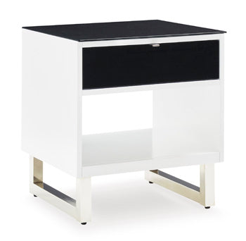 Gardoni End Table - World Furniture Gallery (Newark, CA)