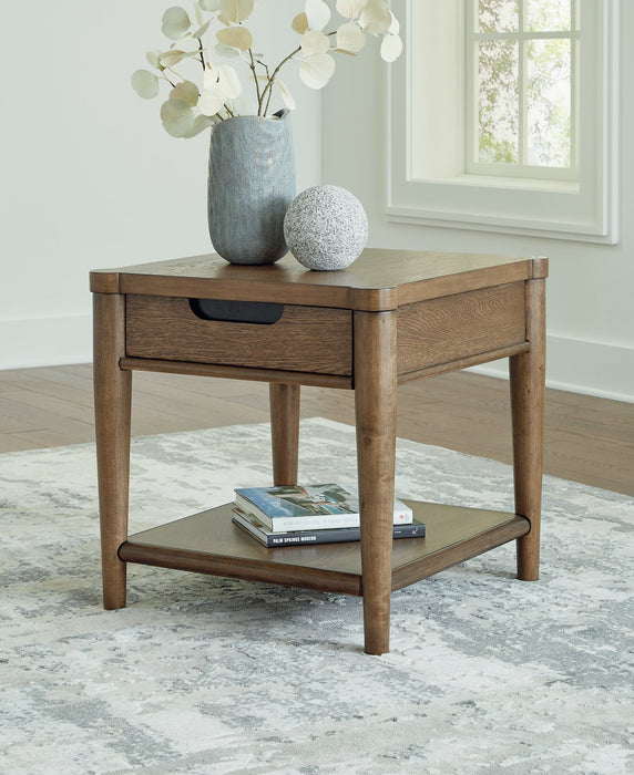 Roanhowe End Table - World Furniture Gallery (Newark, CA)