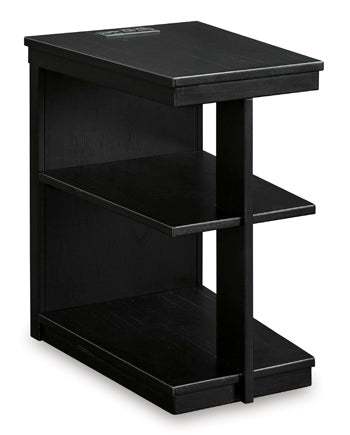 Winbardi Chairside End Table - World Furniture Gallery (Newark, CA)