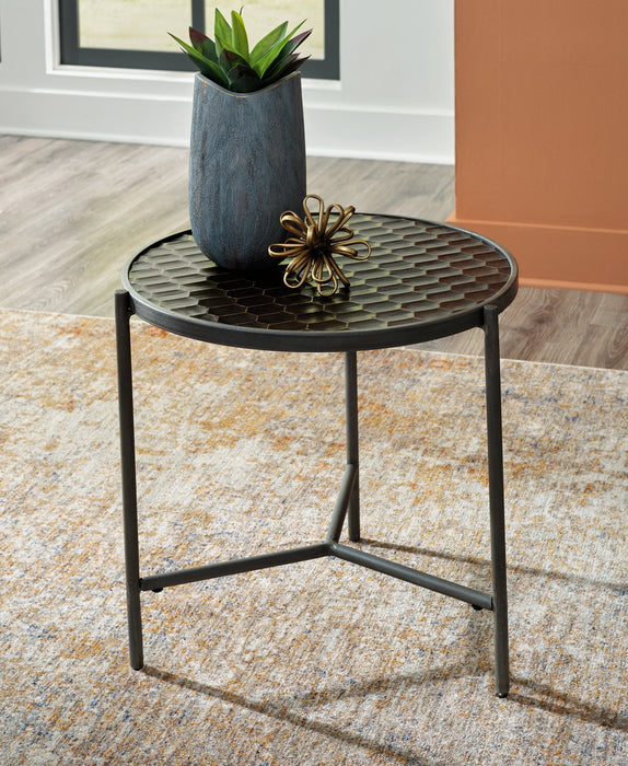 Doraley End Table - World Furniture Gallery (Newark, CA)