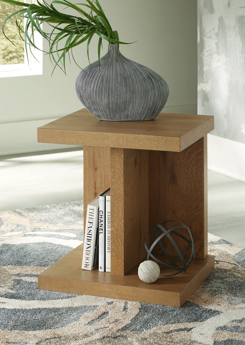 Brinstead Chairside End Table - World Furniture Gallery (Newark, CA)