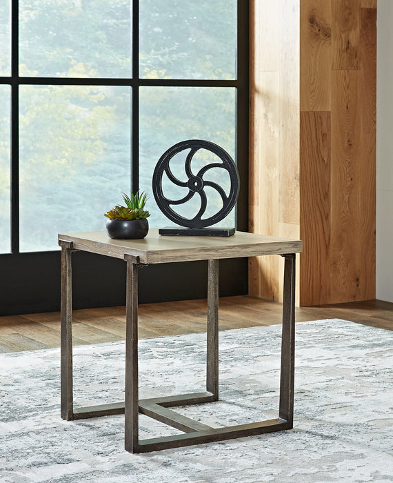 Dalenville End Table - World Furniture Gallery (Newark, CA)