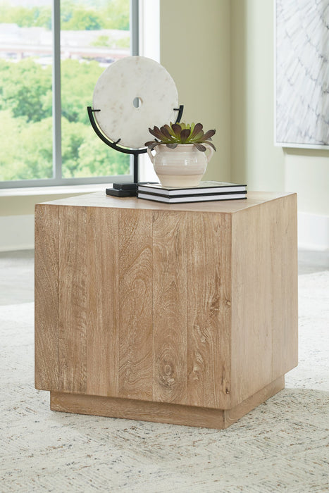 Belenburg Accent Table - World Furniture Gallery (Newark, CA)